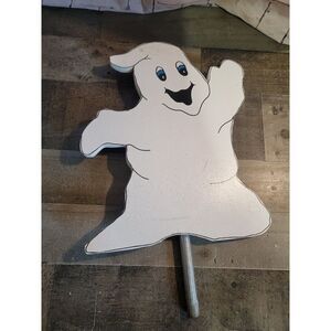 Wooden Halloween ghost lawn decor